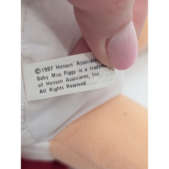 Vintage 90s Jim Henson Baby Miss Piggy Christmas Plush Stuffed Toy 10” 1987 - Picture 5 of 5